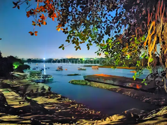 Nile Waterfront Night View, Al-Qanater Al-Khayreya