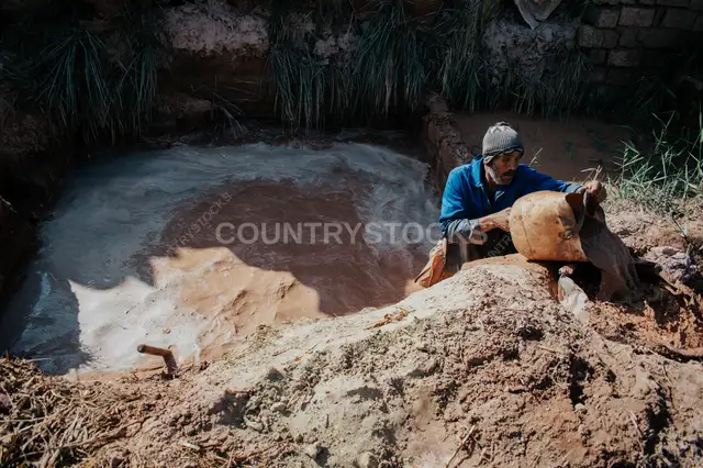 Potter Extracting Raw Clay, Kom Oshim Fayoum