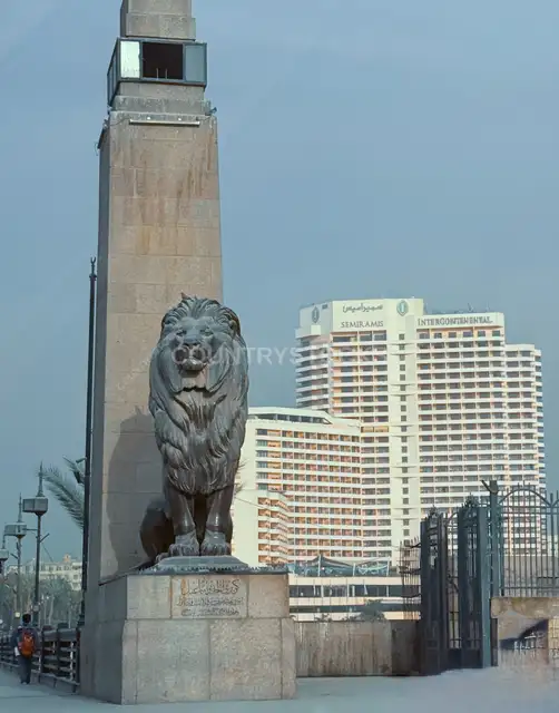 Qasr El Nil Bridge Bronze Lion Statue, Cairo