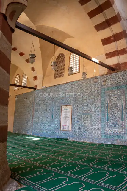 منظر جانبي للمسجد الأزرق (مسجد الأمير آق سنقر) في القاهرة 17