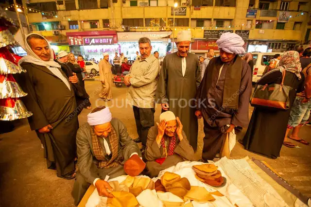 استمرار التجارة أثناء المولد
