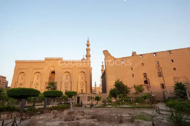 مسجد السلطان حسن ومحيطه في القاهرة القديمة 5