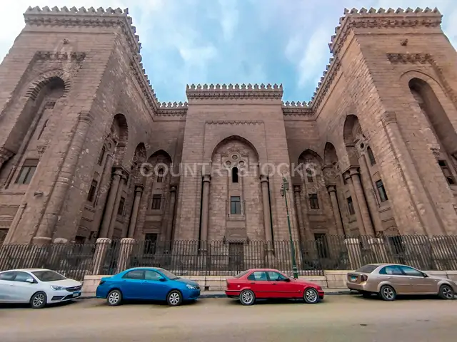 الواجهة الخارجية لمسجد السلطان الرفاعي، القاهرة