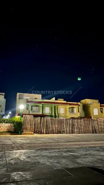 قرية جرين بيتش ليلاً، مرسى مطروح