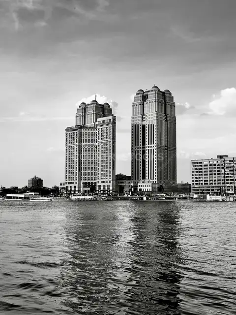 أبراج النيل سيتي بالأبيض والأسود، كورنيش النيل القاهرة