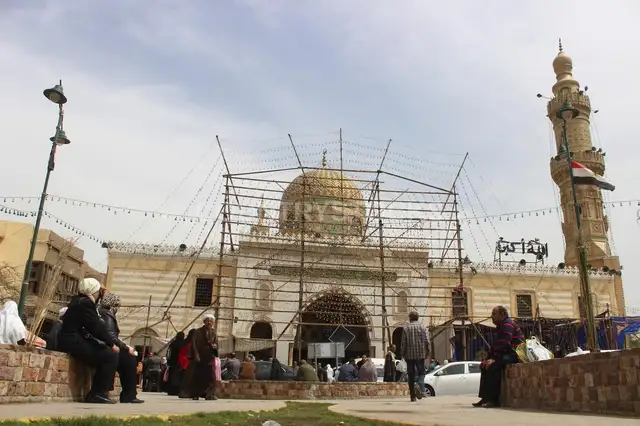 مشهد احتفالات مولد السيدة نفيسة