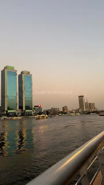 غروب الشمس على النيل من ممشى الزمالك القاهرة