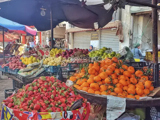 فرشة فاكهة شعبية، سوق بركة الفيل، القاهرة