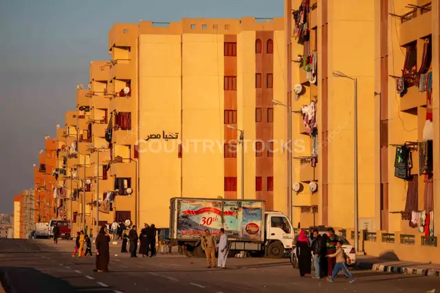 الحياة اليومية في حي الأسمرات للإسكان الاجتماعي، القاهرة