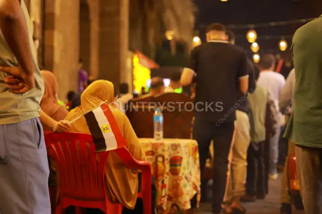 مشاهدة ماتش مصر في كأس العالم من شوارع الجمالية