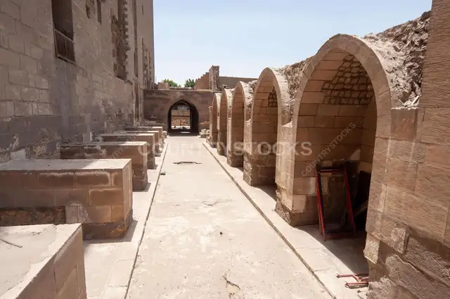مسجد السلطان حسن ومحيطه في القاهرة القديمة 9