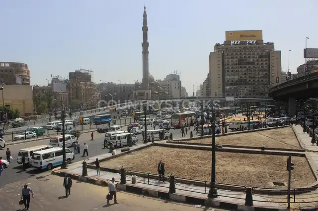 زحمة السير في ميدان رمسيس بالقاهرة 2014