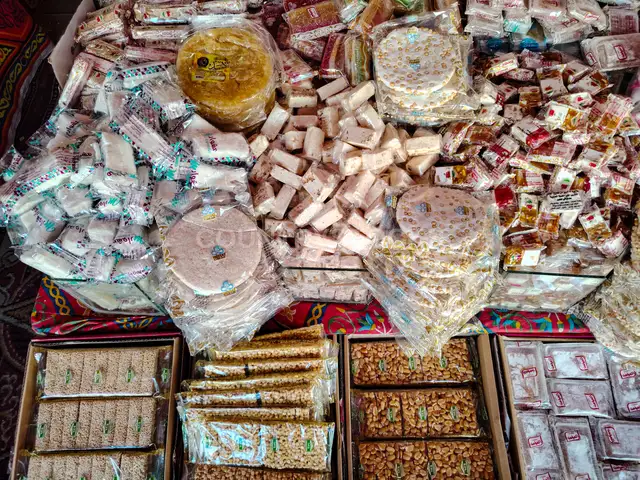 حلويات المولد النبوي الشريف – السيدة زينب، القاهرة