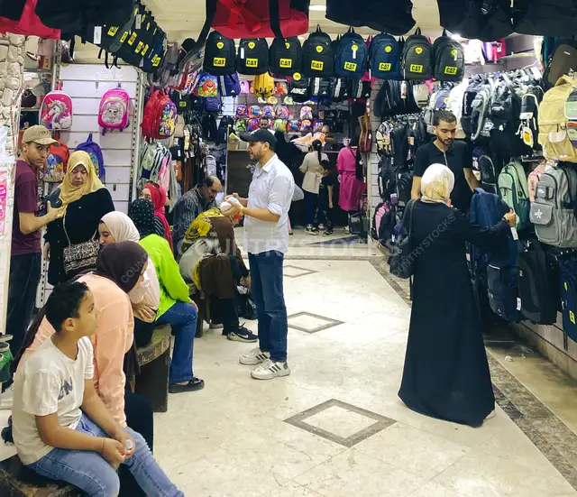 محل حقائب مدرسية في المنشية، الإسكندرية