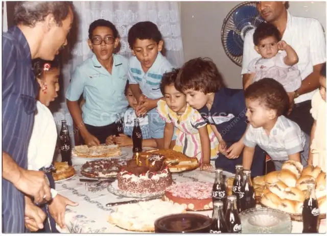 أطفال مصريون في حفلة عيد ميلاد، الجيزة الثمانينات