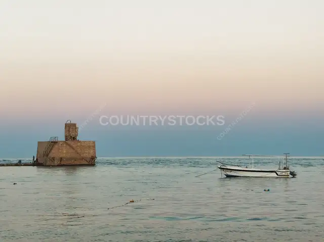 قلعة ميناء القصير القديم عند الغروب، البحر الأحمر