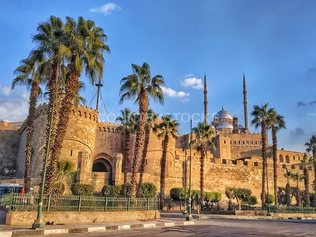 الواجهة الخارجية لقلعة صلاح الدين مع جامع محمد علي، القاهرة