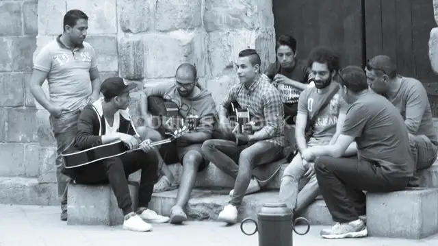 موسيقيون يتدربون في شارع المعز، القاهرة