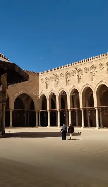 صحن مسجد المؤيد شيخ، القاهرة التاريخية