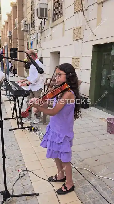 Girl Playing Violin Street Performance Wust El-Balad Cairo